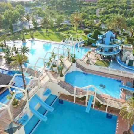 Benalbeach Jr Suite Малага Екстериор снимка