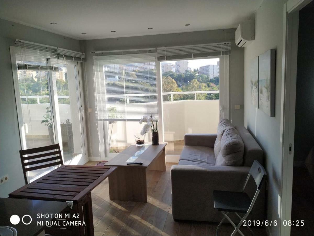 Benalbeach Jr Suite Малага Екстериор снимка