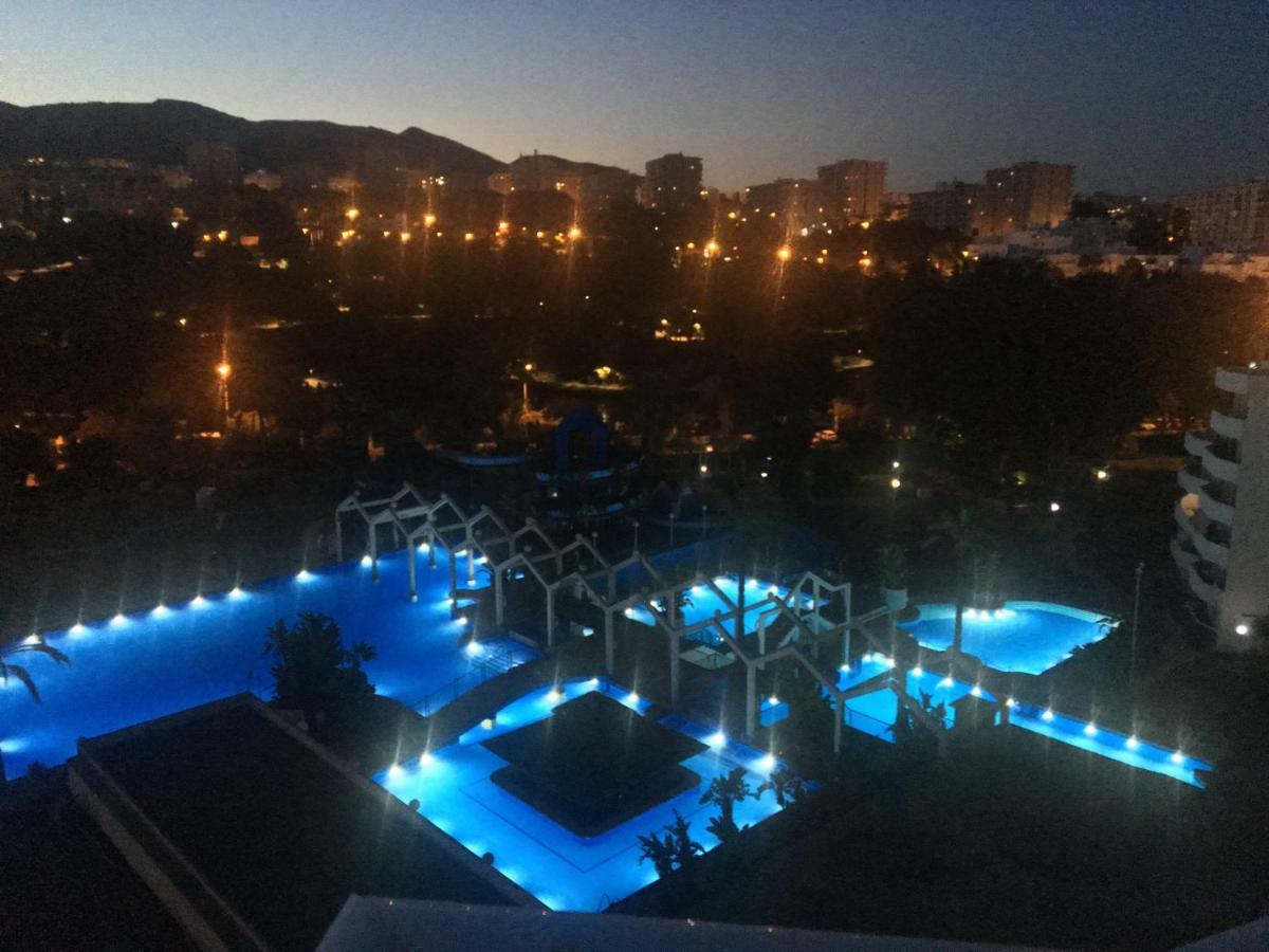 Benalbeach Jr Suite Малага Екстериор снимка